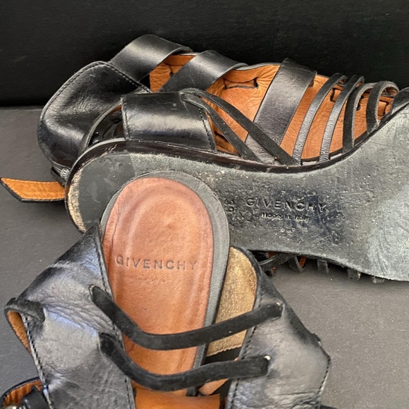 Givenchy Black Gladiator Sandals - Picture 6 of 6